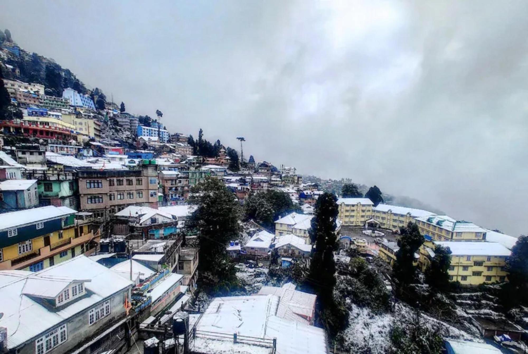 Hotel Pitstop Darjeeling - Excellent Service Recommended & Couple Friendly Exterior foto