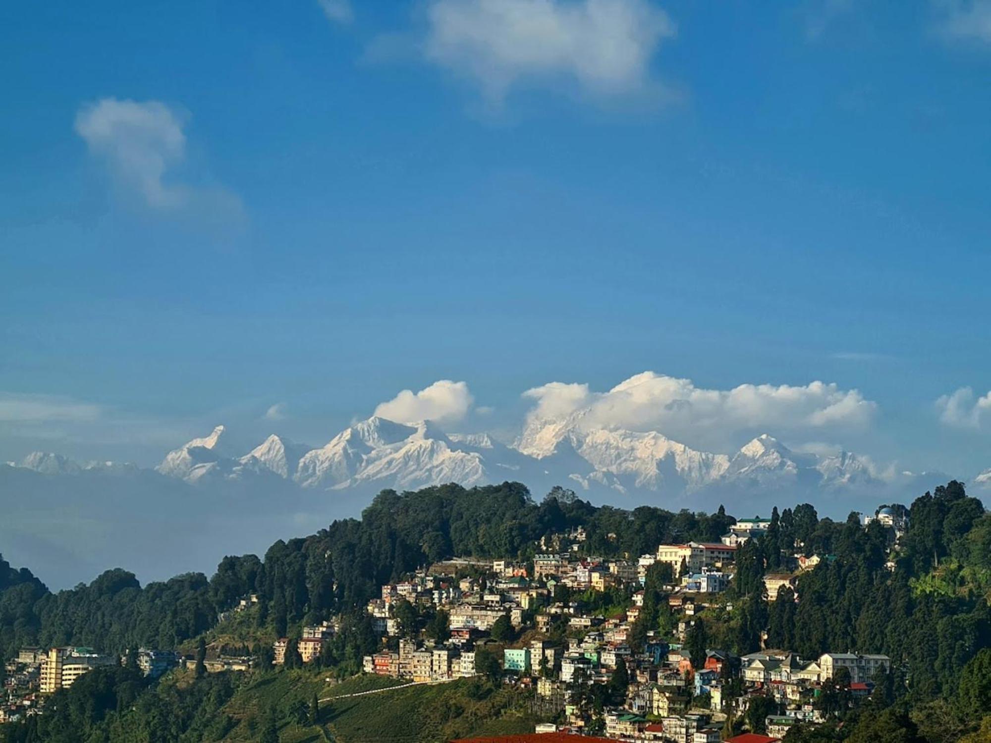 Hotel Pitstop Darjeeling - Excellent Service Recommended & Couple Friendly Exterior foto